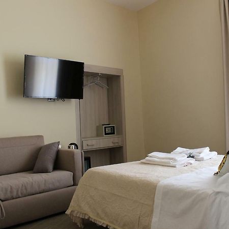 B&B Napoli Holidays Экстерьер фото