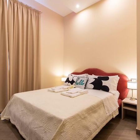 B&B Napoli Holidays Экстерьер фото
