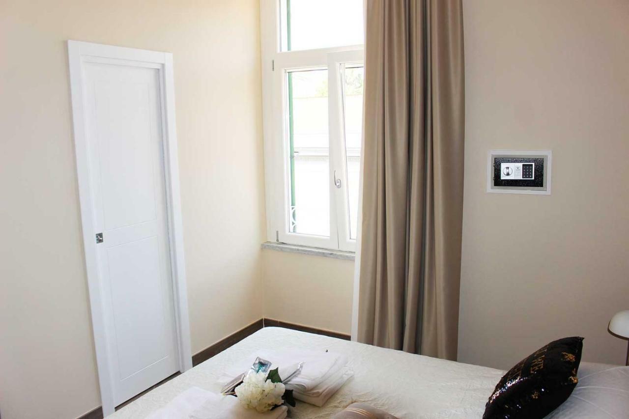 B&B Napoli Holidays Экстерьер фото
