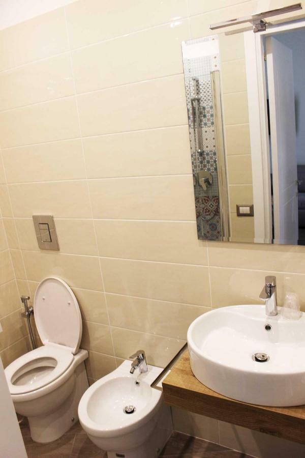 B&B Napoli Holidays Экстерьер фото