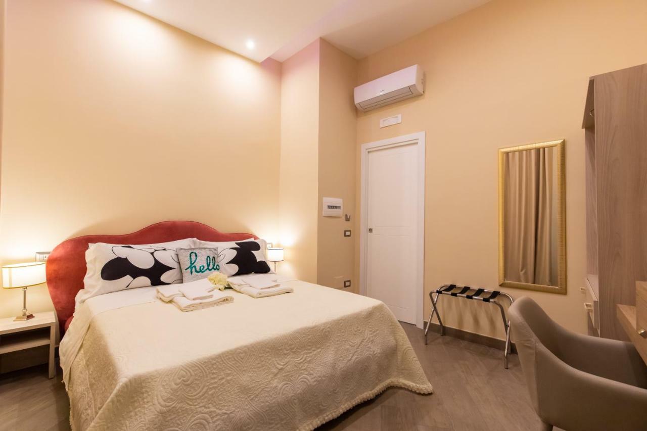 B&B Napoli Holidays Экстерьер фото