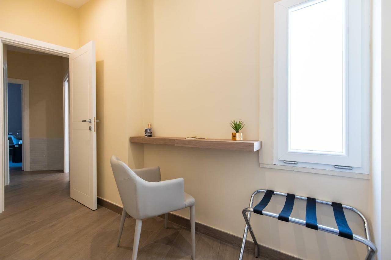 B&B Napoli Holidays Экстерьер фото
