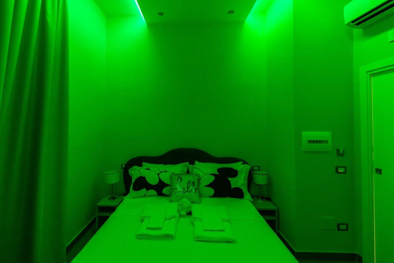 B&B Napoli Holidays Экстерьер фото