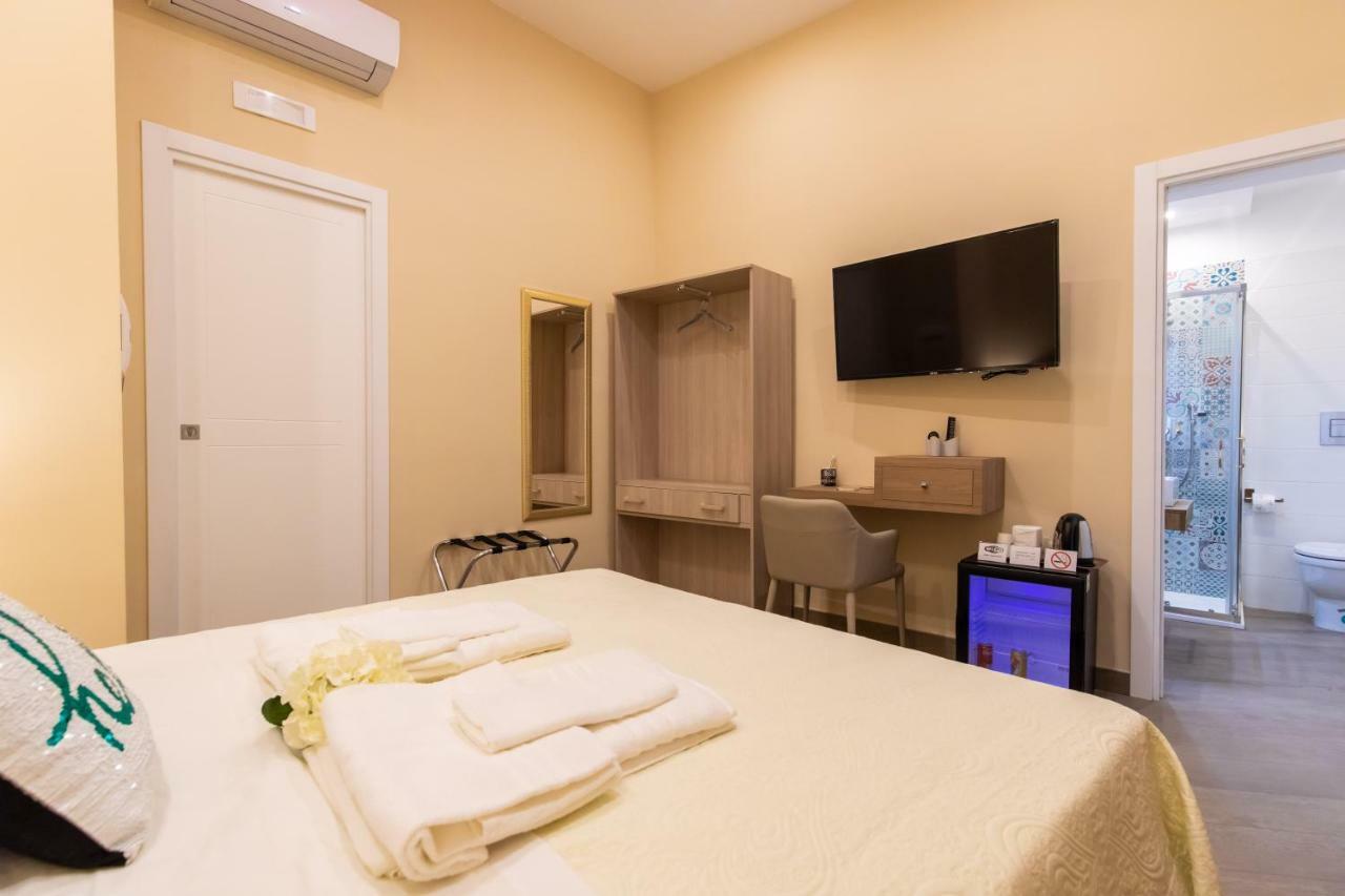 B&B Napoli Holidays Экстерьер фото
