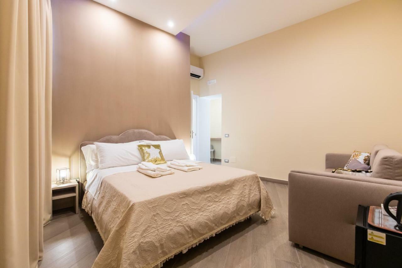 B&B Napoli Holidays Экстерьер фото