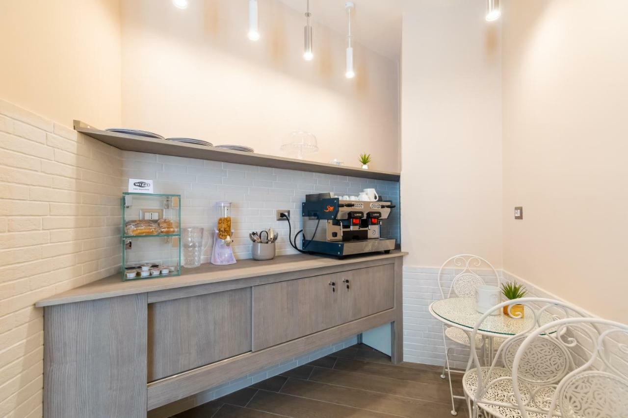 B&B Napoli Holidays Экстерьер фото