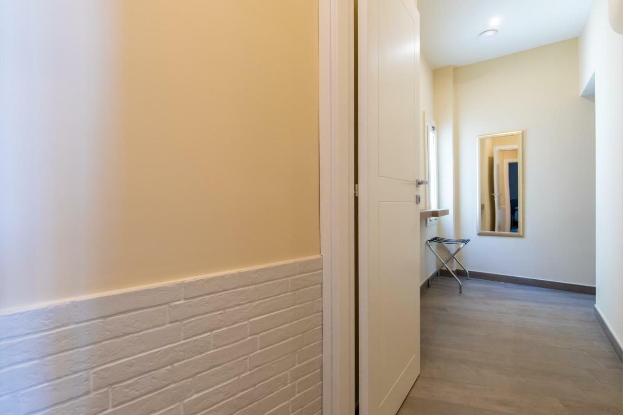 B&B Napoli Holidays Экстерьер фото